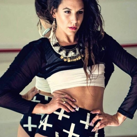 BLACK AND WHITE CROSS HIGH WAISTED STRETCHY HOT - Picture 6 of 8